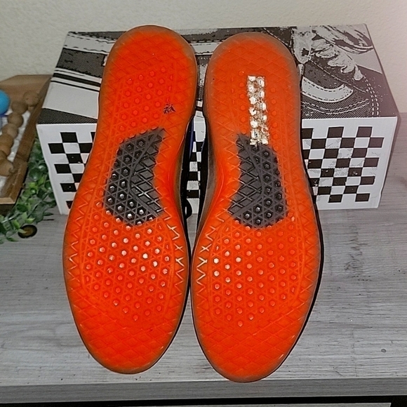 VANS ATHLETIC AVE PRO BLACK ORANGE - Picture 4 of 7